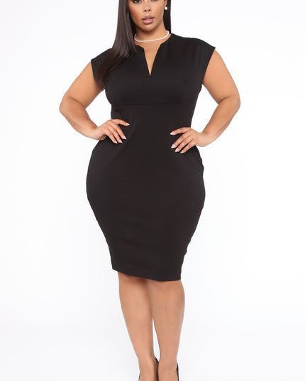 Fashion Nova CEO Moves Body Sculpting Women's Midi Dress