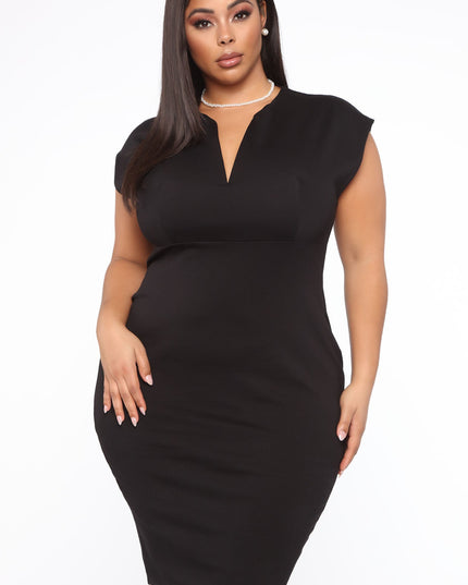 Fashion Nova CEO Moves Body Sculpting Women's Midi Dress