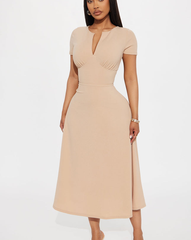 Fashion Nova Charolette Short Sleeve Women's Midi Dress