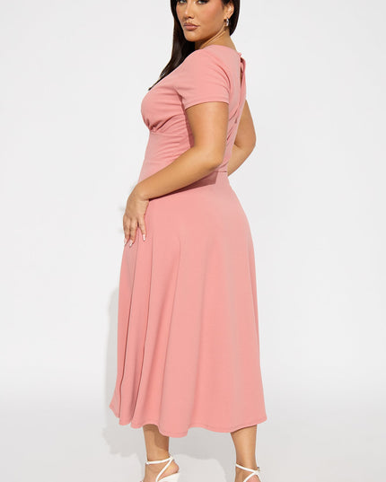 Fashion Nova Charolette Short Sleeve Women's Midi Dress