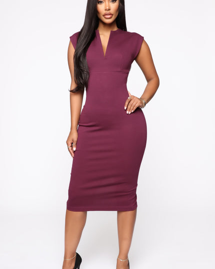 Fashion Nova CEO Moves Body Sculpting Women's Midi Dress